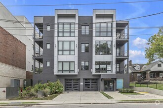 Building Photo - 119 Acklen Park Dr