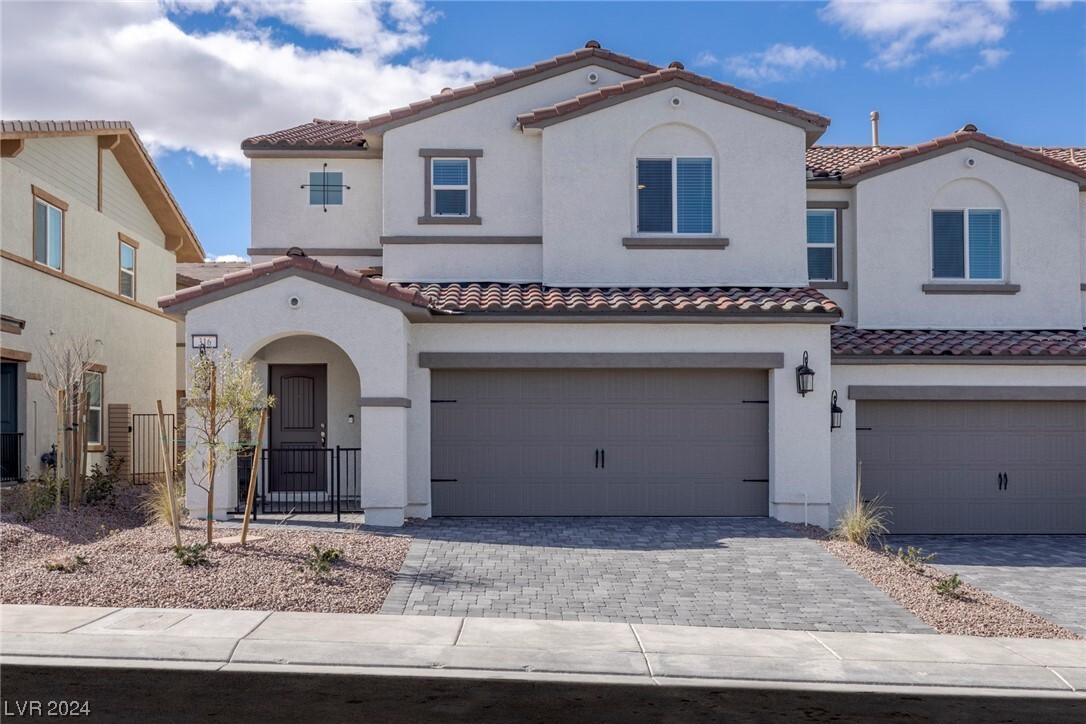 Foto principal - 316 Brockbank Pl