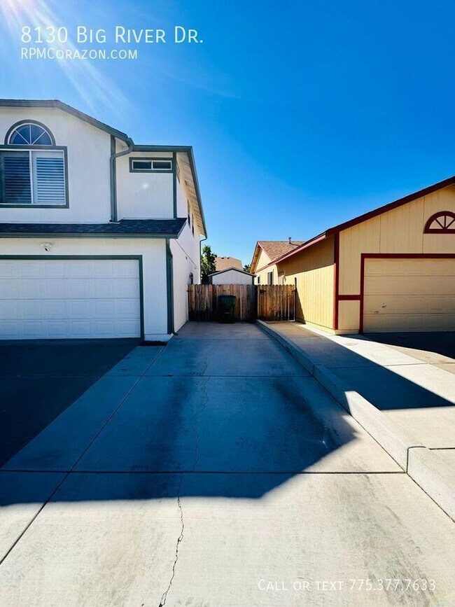 Foto del edificio - 8130 Big River Dr