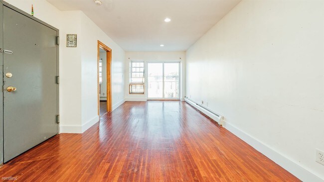 Foto del edificio - 1351 Decatur St