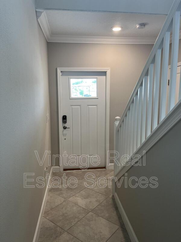 Foto del edificio - 1712 Roseville St