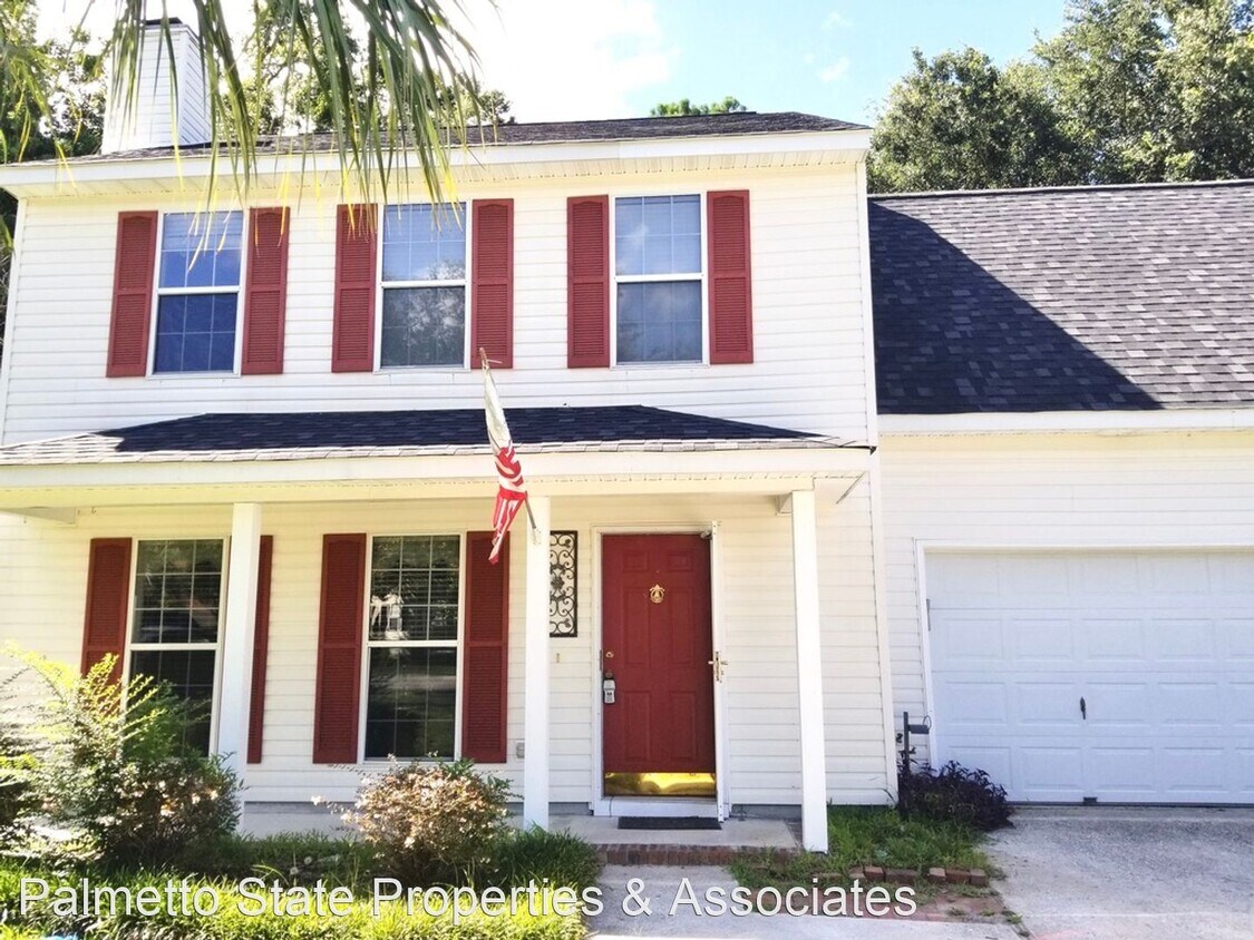 Primary Photo - 4 br, 2.5 bath House - 1269 Center Lake Drive
