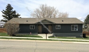 Building Photo - 1502 Linden St