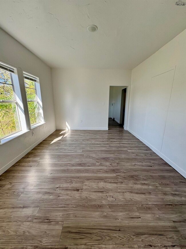 Building Photo - 2168 Ave H