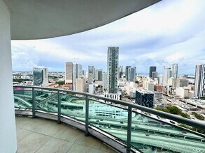 Building Photo - 350 S Miami Ave
