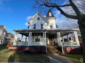 Building Photo - 30 Lake Ave