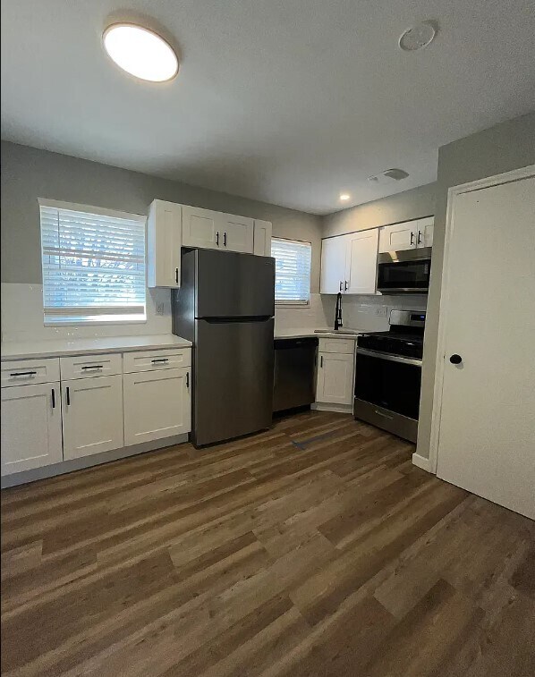 Foto del edificio - 3329 Lawn Ave