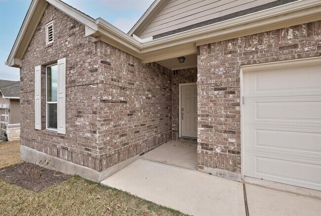 Foto del edificio - 131 Connor Elkins Dr