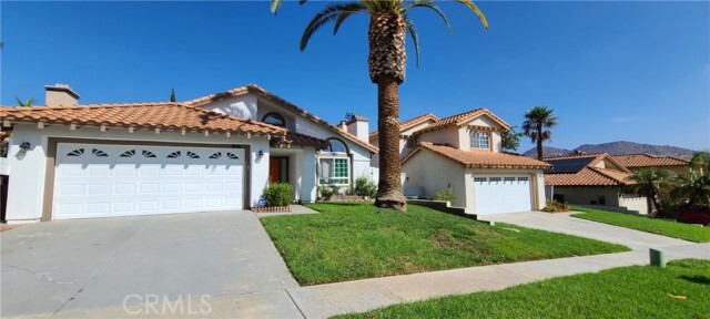 Building Photo - 2101 Saddleback Dr