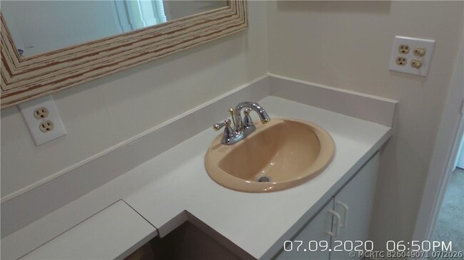 Building Photo - 2651 S Course Dr