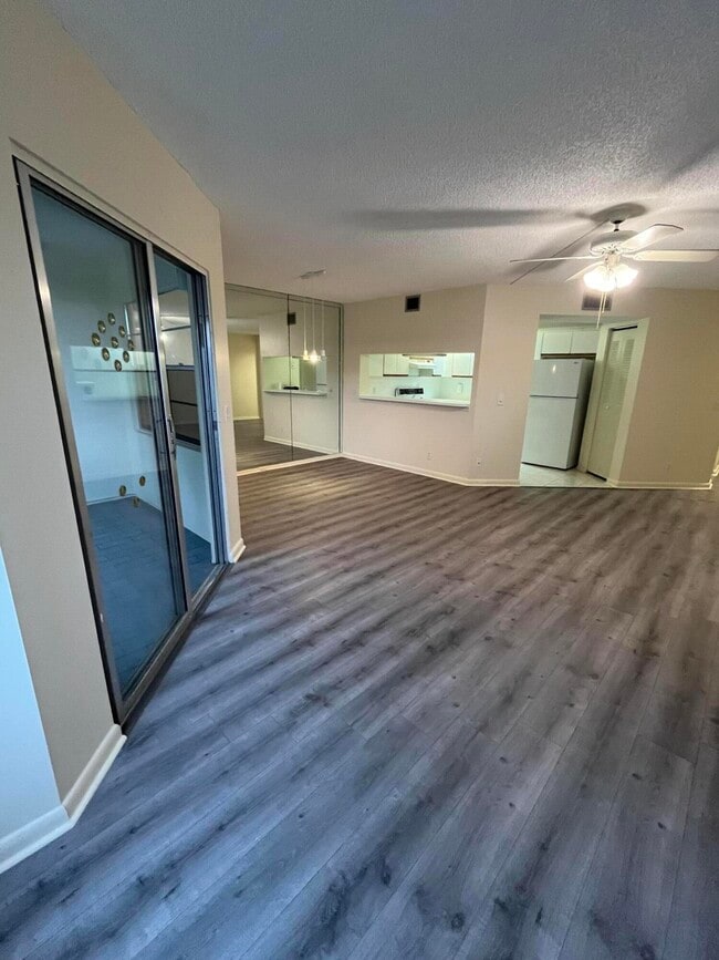 Foto del edificio - 12600 SW 5th Ct