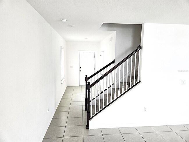 Building Photo - 4519 Birdsong Dr