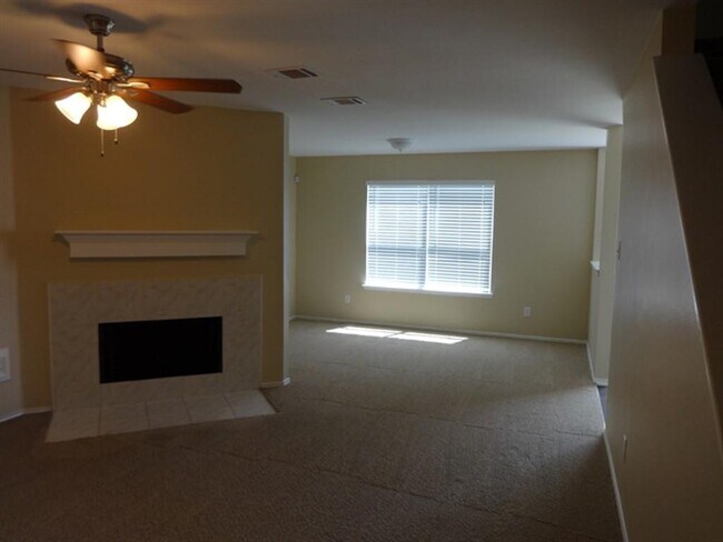 Foto del edificio - 8751 Westbrae Park Ln