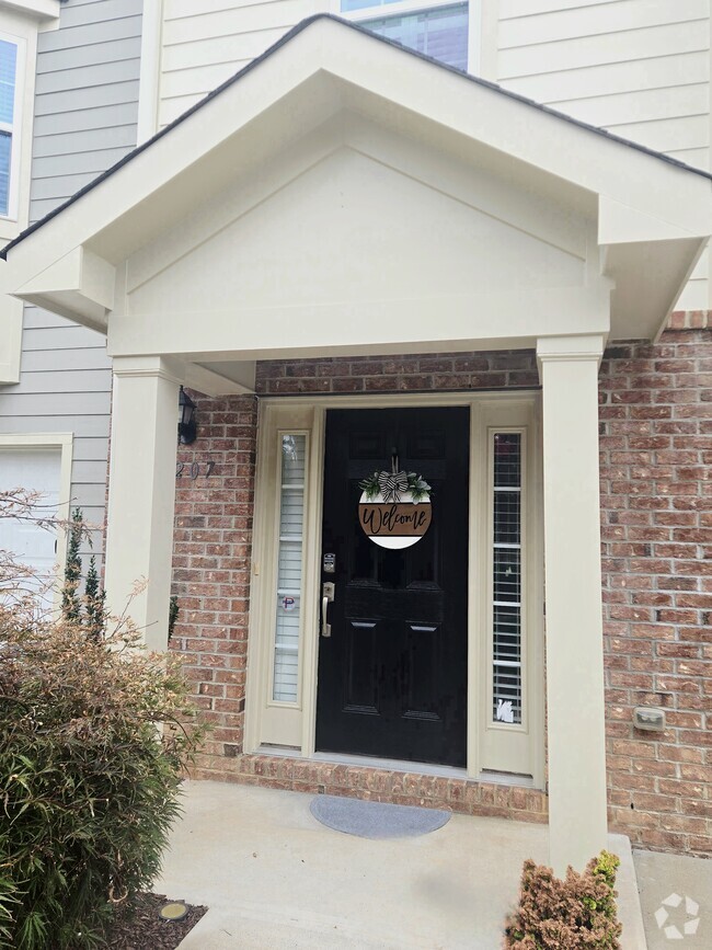 Building Photo - 1207 Heritage Links Dr