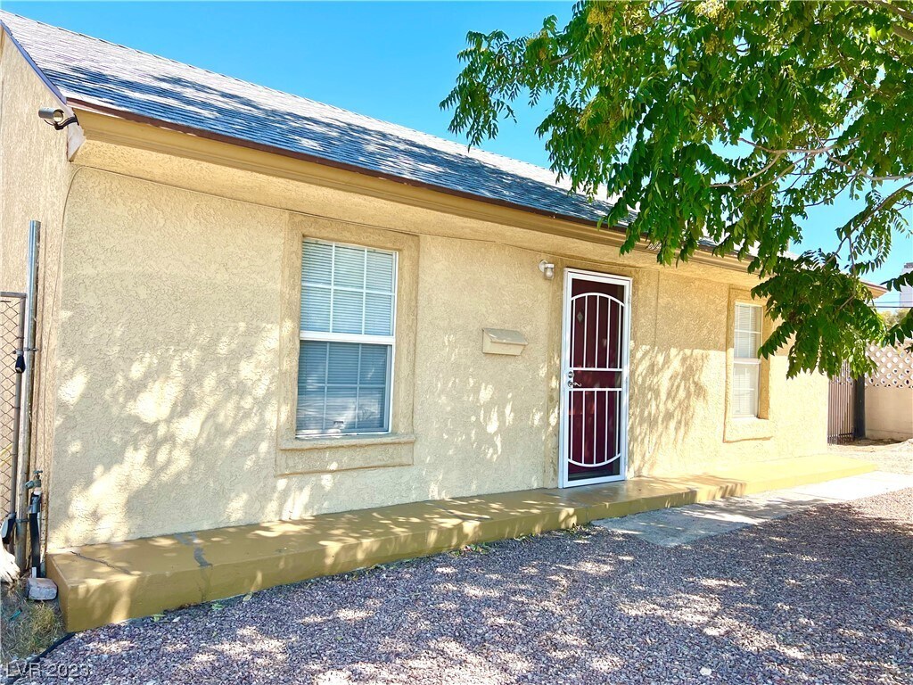 604 N 1st St, Las Vegas, NV 89101 House for Rent in Las Vegas, NV