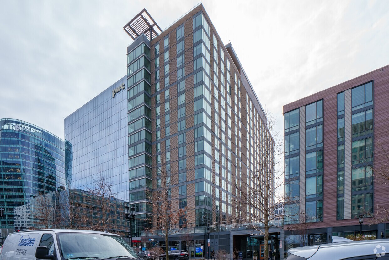 Cómo y dónde recibir las vacunas contra la COVID-19 en Nevada, image size:1240x827