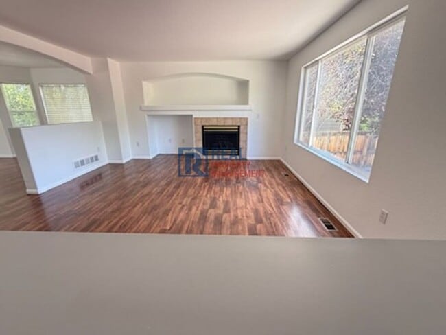 Building Photo - 20401 E Chenango Pl