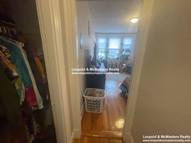 Foto del edificio - 225 Kelton St