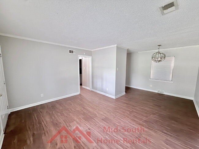 Photo - 2050 Sharon Lane Apartment