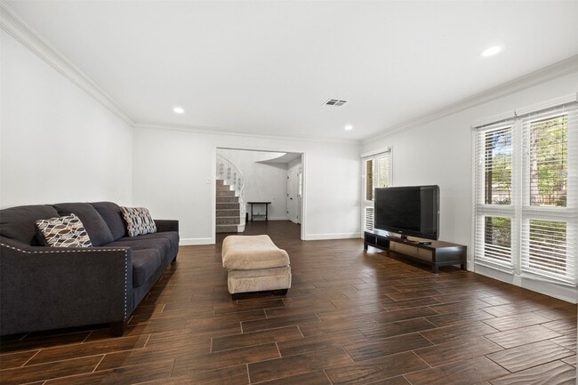 Building Photo - 10507 Cypresswood Dr