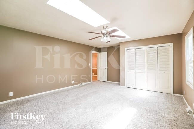 Building Photo - 3419 S Home Ave