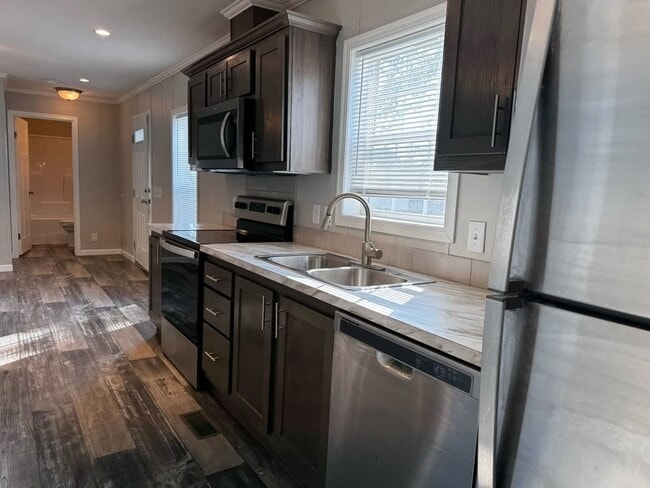 Foto del edificio - 10610 State Rte 762