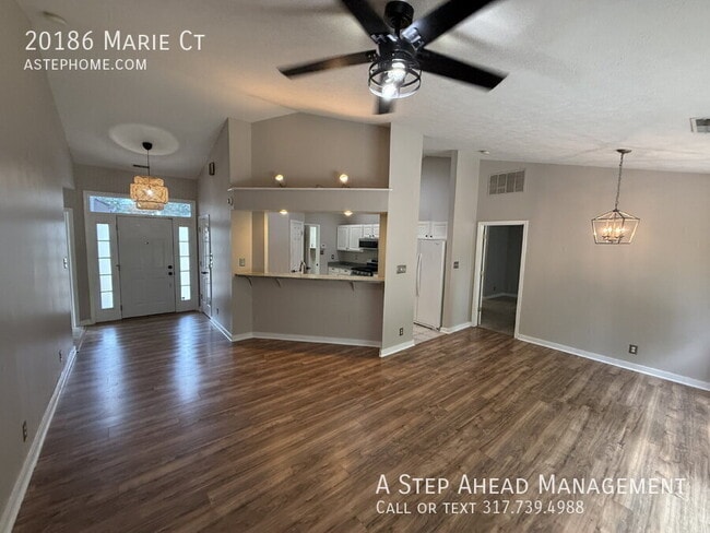 Building Photo - 20186 Marie Ct
