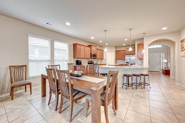 Foto del edificio - 5614 Glenfield Spring Ln