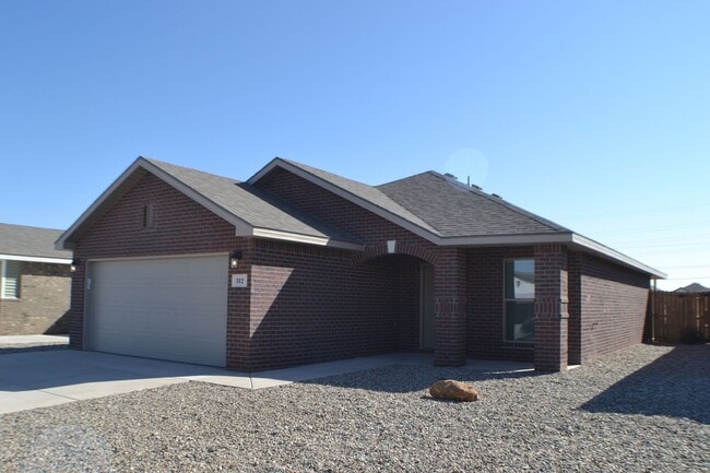 Building Photo - House For Lease in Midland