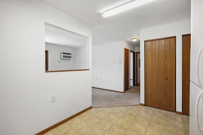 Foto del edificio - 501 Alan Dr, Mount Horeb, WI 53572