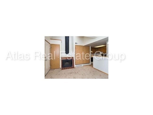 Building Photo - Awesome one bedroom open concept floorplan!!!