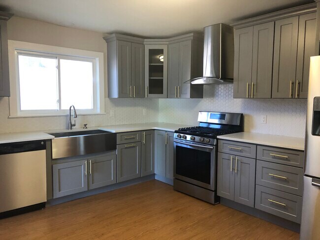 Foto del edificio - 76 Perry Pl