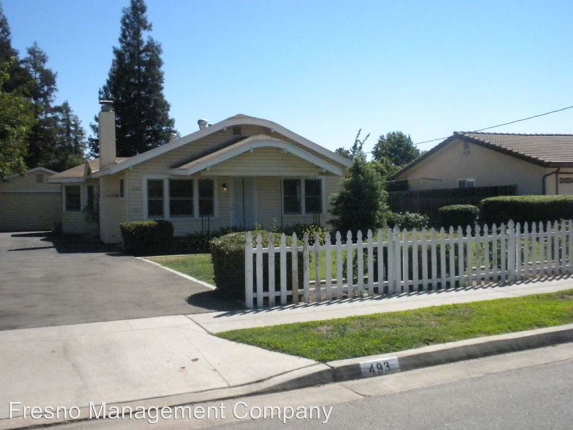 Primary Photo - 493 E Sierra Ave