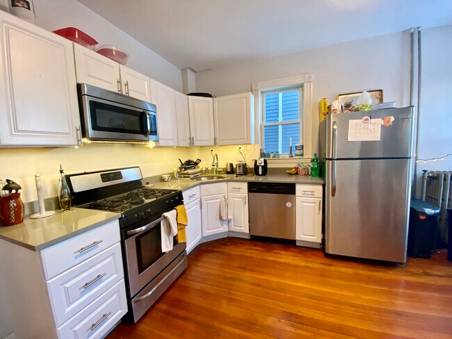 Foto del edificio - 172 Saint Alphonsus St