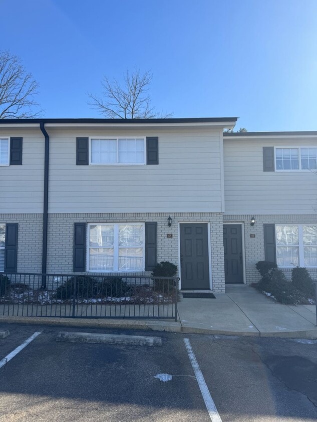 Photo - 1802 Jackson Ave W #68