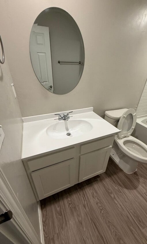 Building Photo - Monroe Duplex