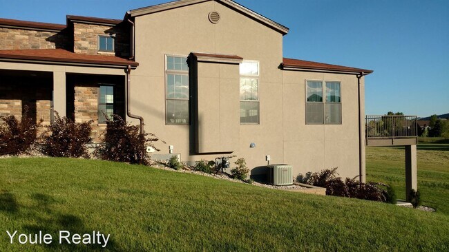 Building Photo - 4 br, 3 bath House - 1003 Bella Vira Dr