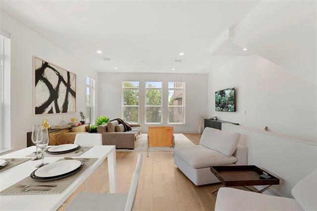 Foto del edificio - 4959 Lexington Ct