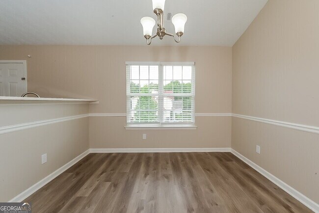 Foto del edificio - 272 Grover Turner Way