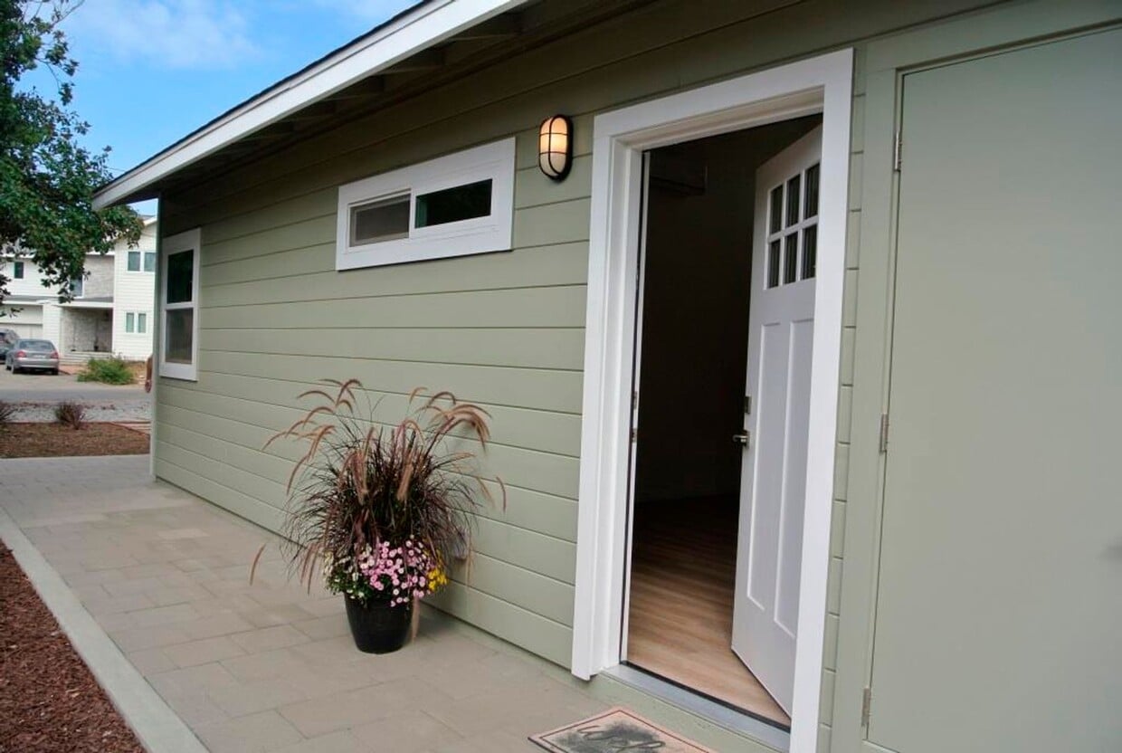 Foto principal - 1 Br/1 Ba ADU West of I-5! - Buena Vista