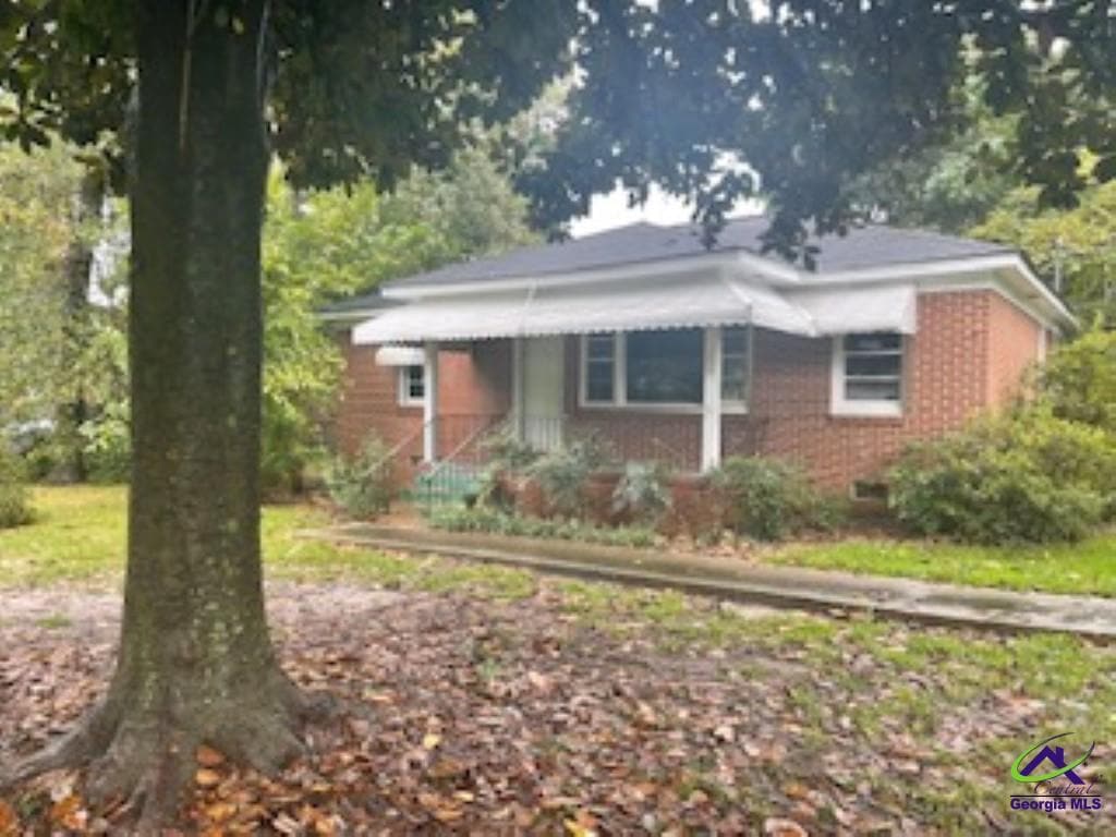 Primary Photo - 106 Draper St