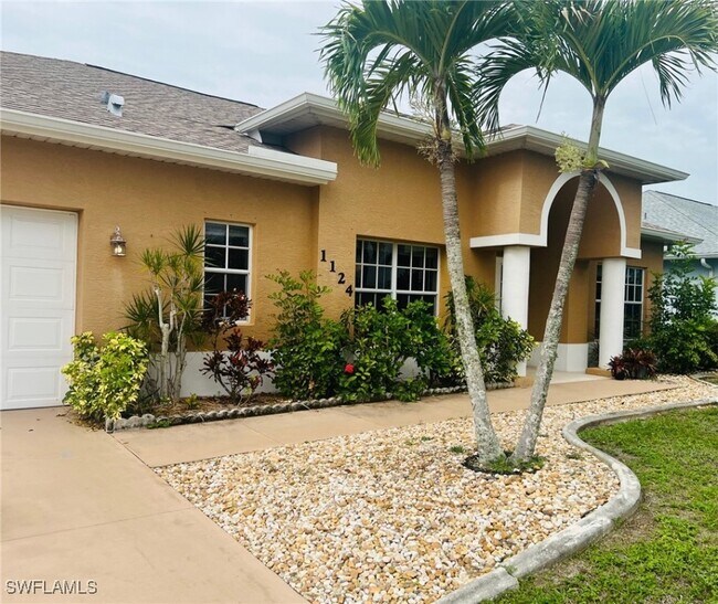 Foto del edificio - 1124 SW 45th St