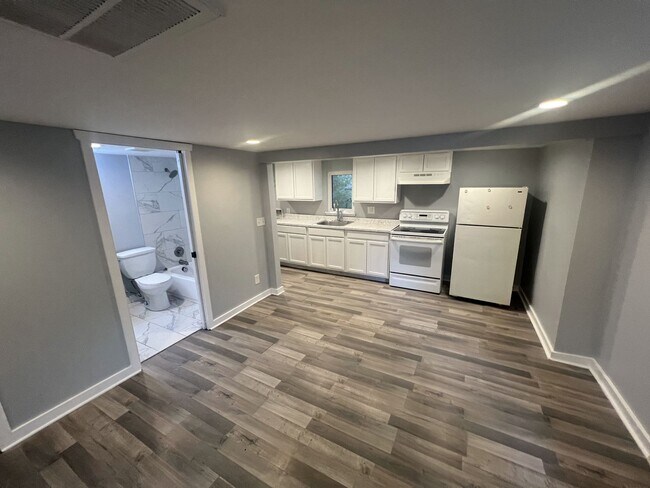 Foto del edificio - 4939 Graston Ave