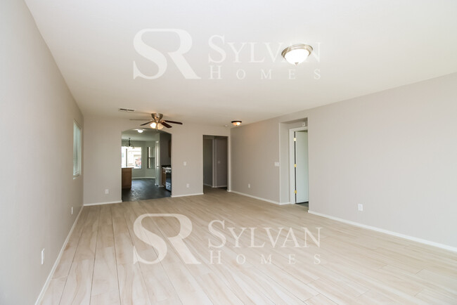 Foto del edificio - Come tour this beautiful 3BR, 2BA home today!