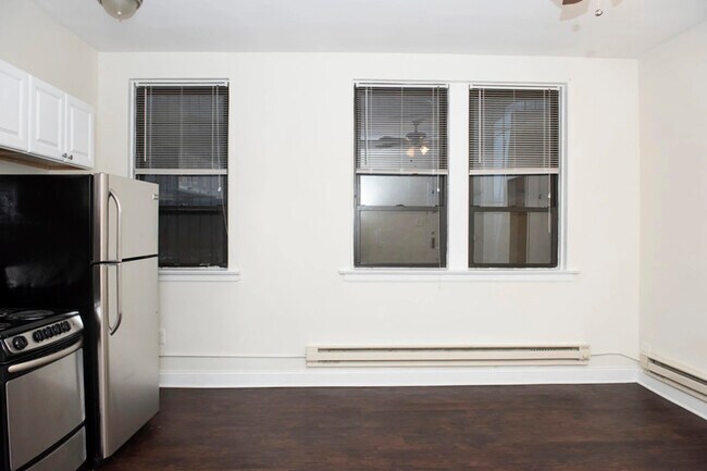 Foto del edificio - 3346 N Marshfield Ave