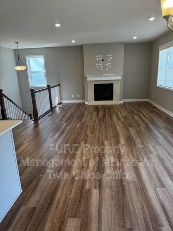 Building Photo - 1250 Oak Tree Ct