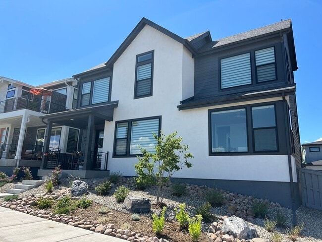 Modern 3-Bedroom Home in The Lyric at Ridg... - Modern 3-Bedroom Home in The Lyric at Ridg...