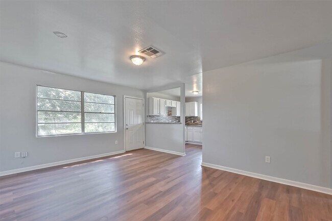 Foto del edificio - 3918 Tavenor Ln