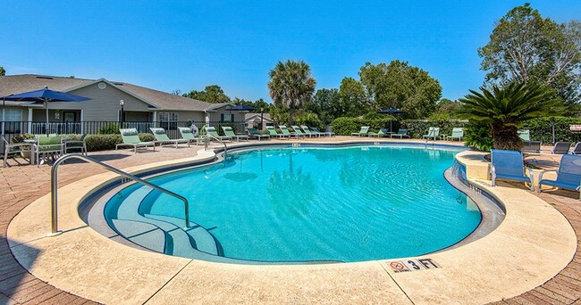 Building Photo - Marcus Pointe Grande Apartment Homes