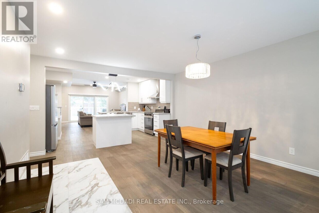 Photo principale - 606 Drymen Crescent